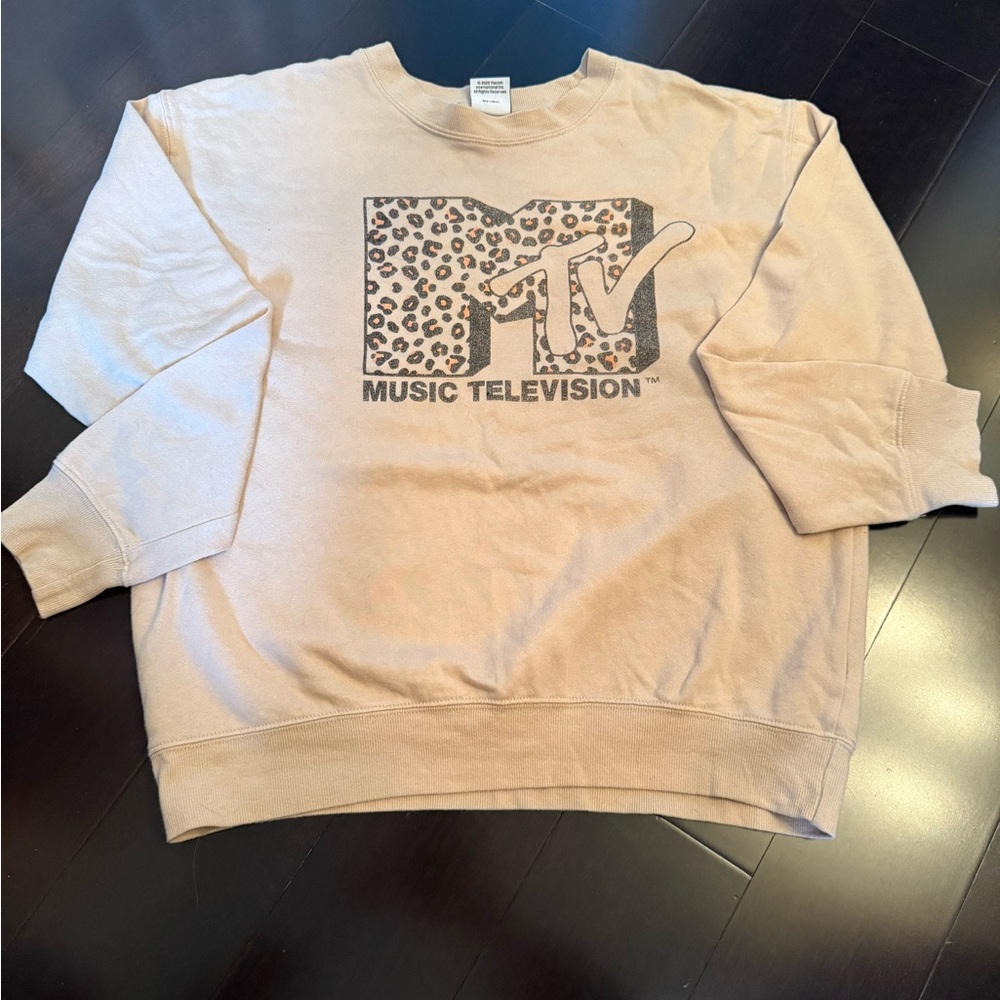 MTV Crewneck Sweatshirt with Graphic Design